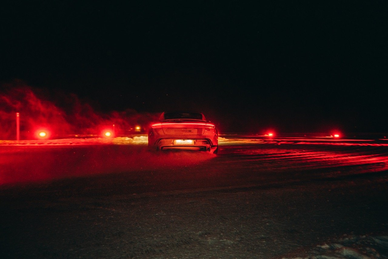 Porsche Taycan Drift World Record Filmproduktion Finland urbanuncut